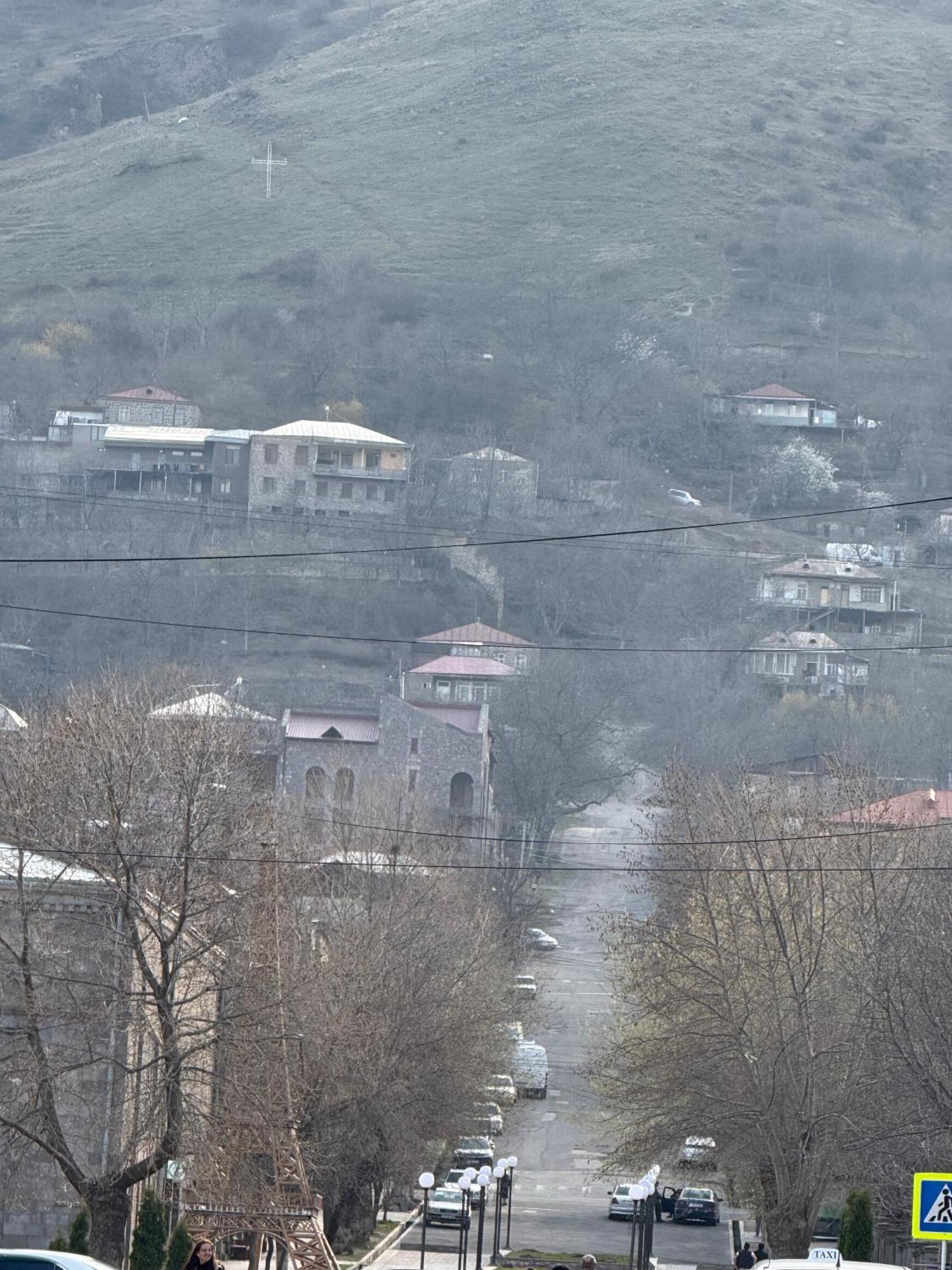 Narvar Hotel Goris Exterior photo
